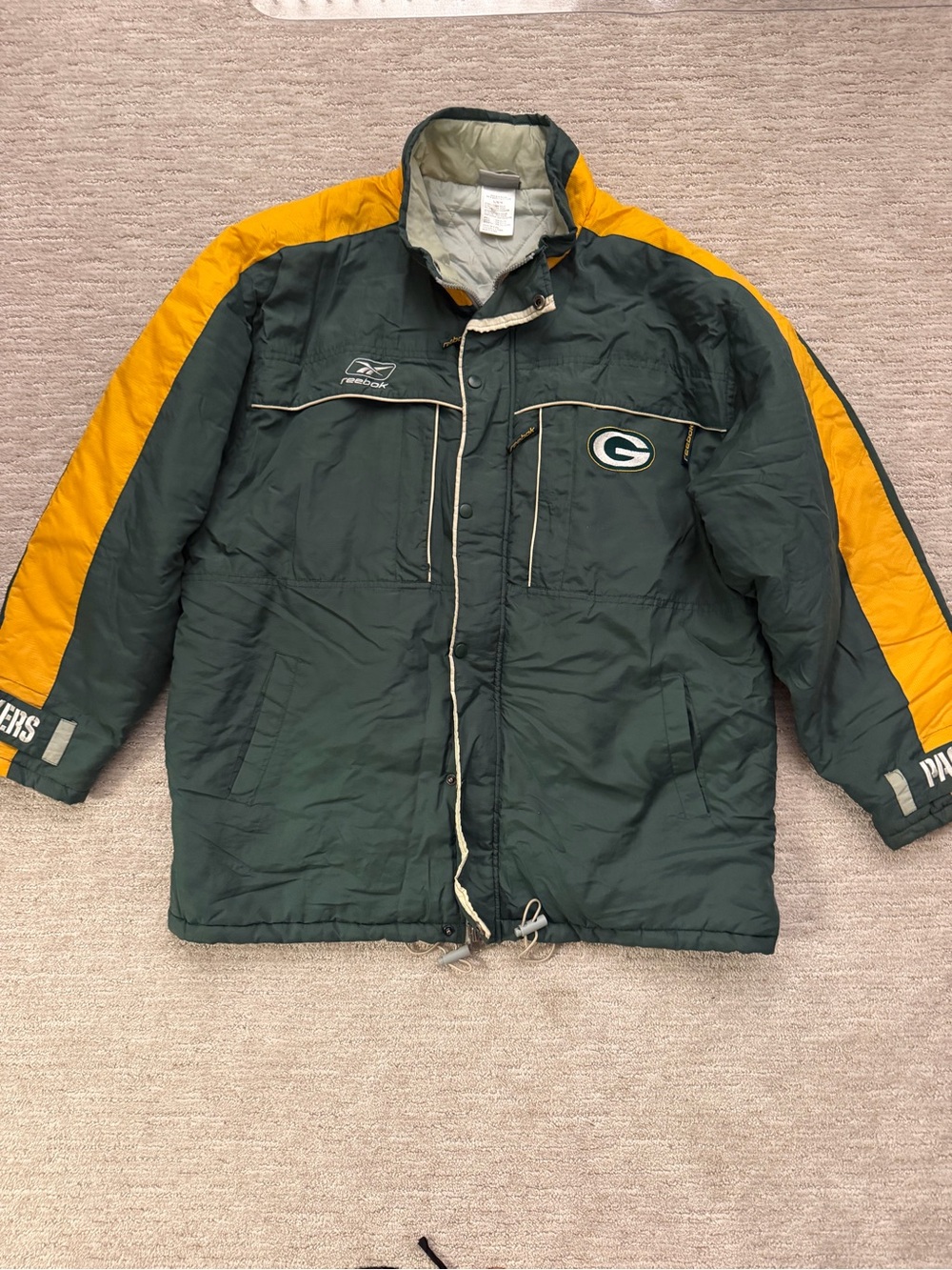 VINTAGE Green Bay Packers Reebok Jacket Large